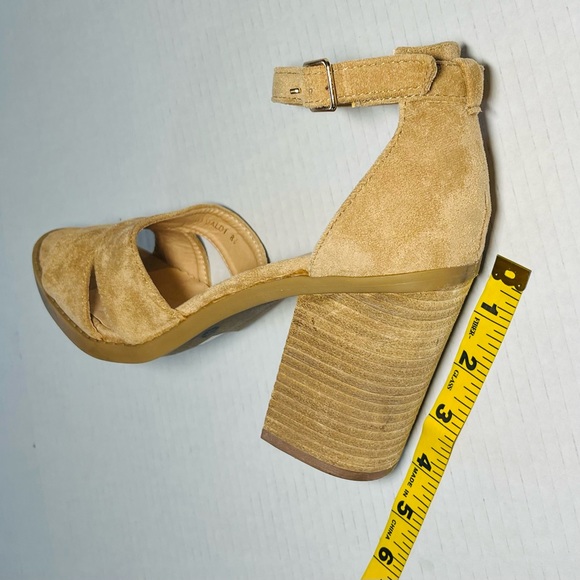 Retro Y2K Style Chunky Platform Block Heels - Picture 12 of 12